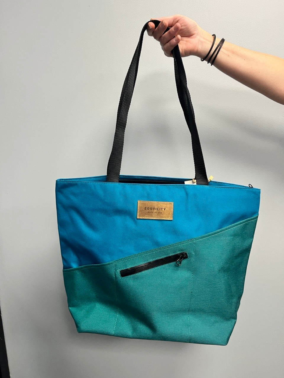 Venture Tote